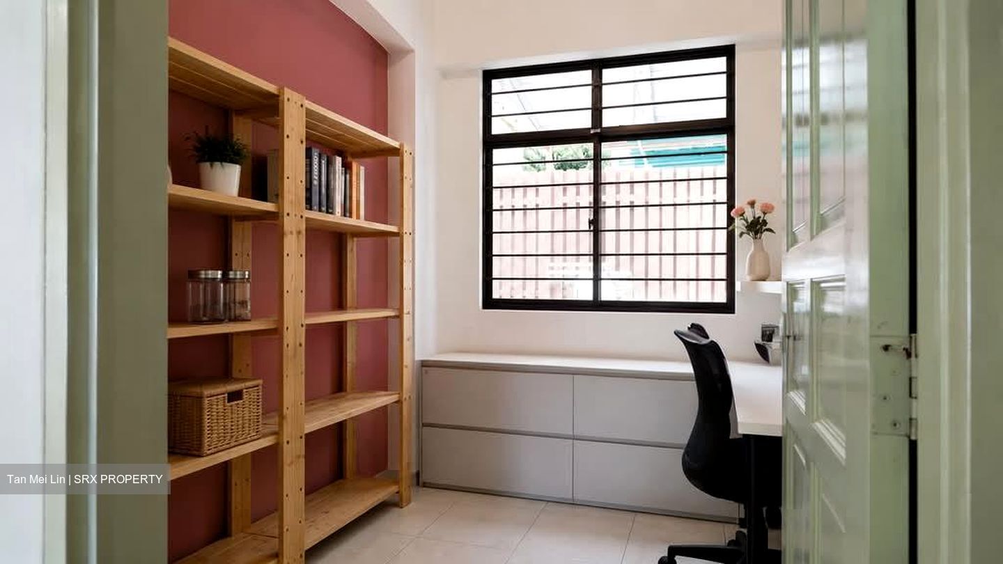 Poh Huat Road (D19), Terrace #557718141